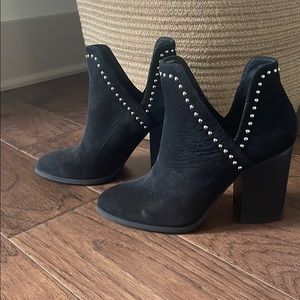 STEVE MADDEN BOOTIES